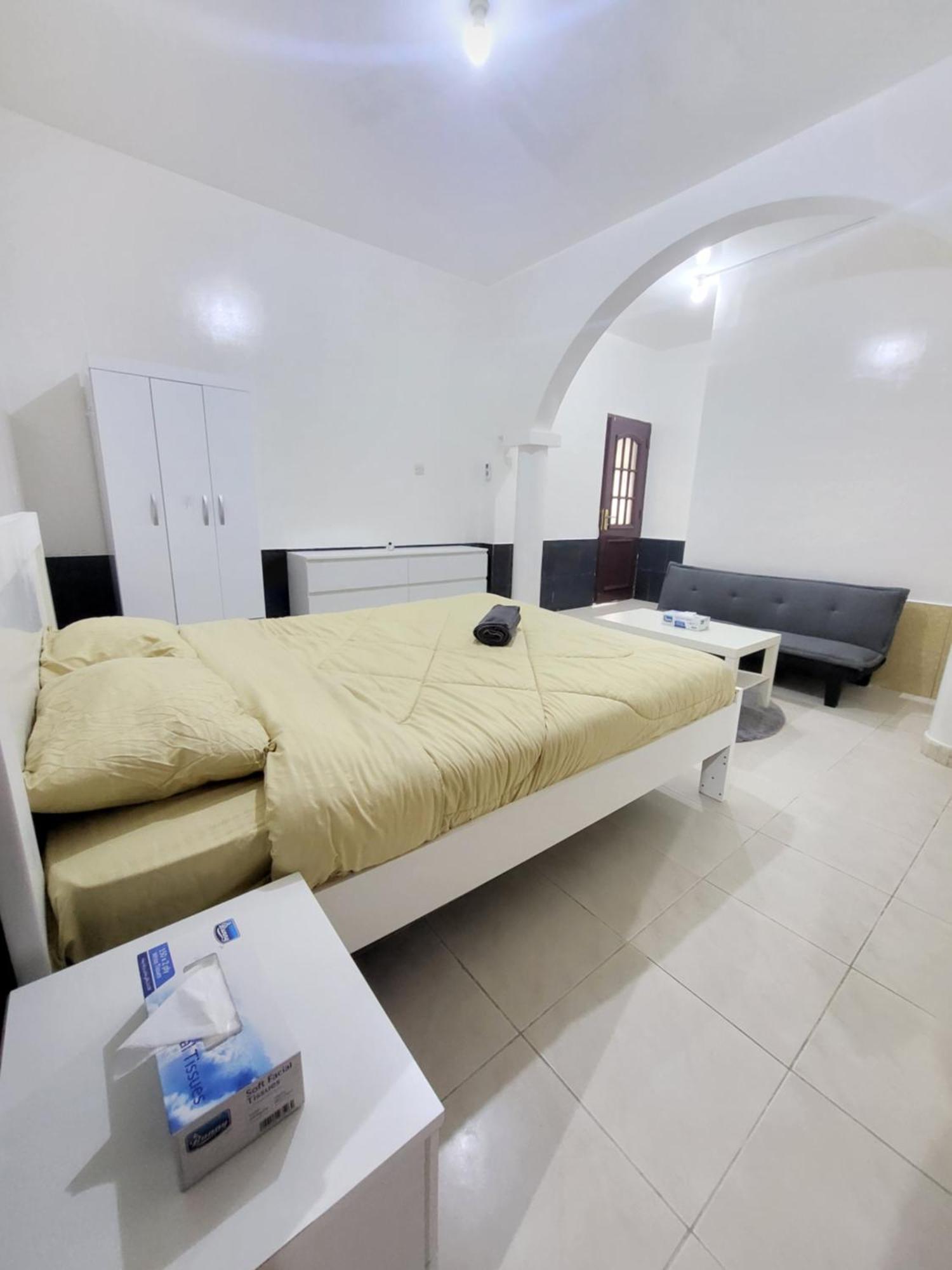 Corniche Full Studio Apartment Abu Zabi Zewnętrze zdjęcie